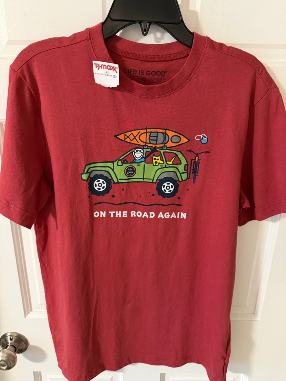 NWT Men’s Life Is Good Red On The Road Again Crusher Tee Jeep Kayak Bike Small